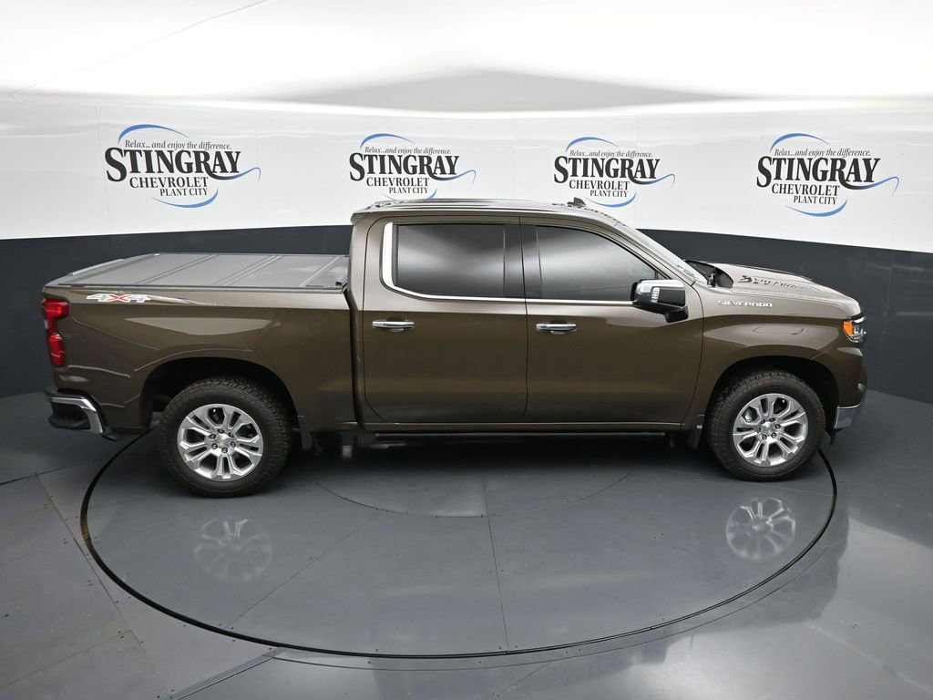 Used 2023 Chevrolet Silverado 1500 LTZ w/ Technology Package image 16