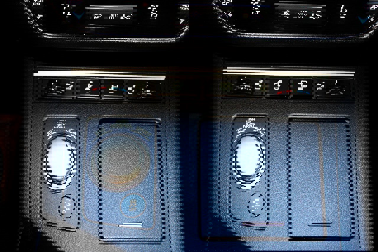 Used 2015 Lexus ES 350 image 21