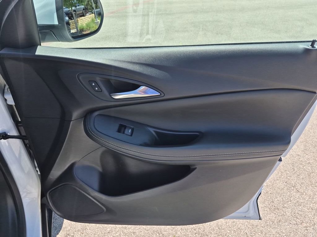 Used 2023 Buick Encore GX Preferred FWD image 35