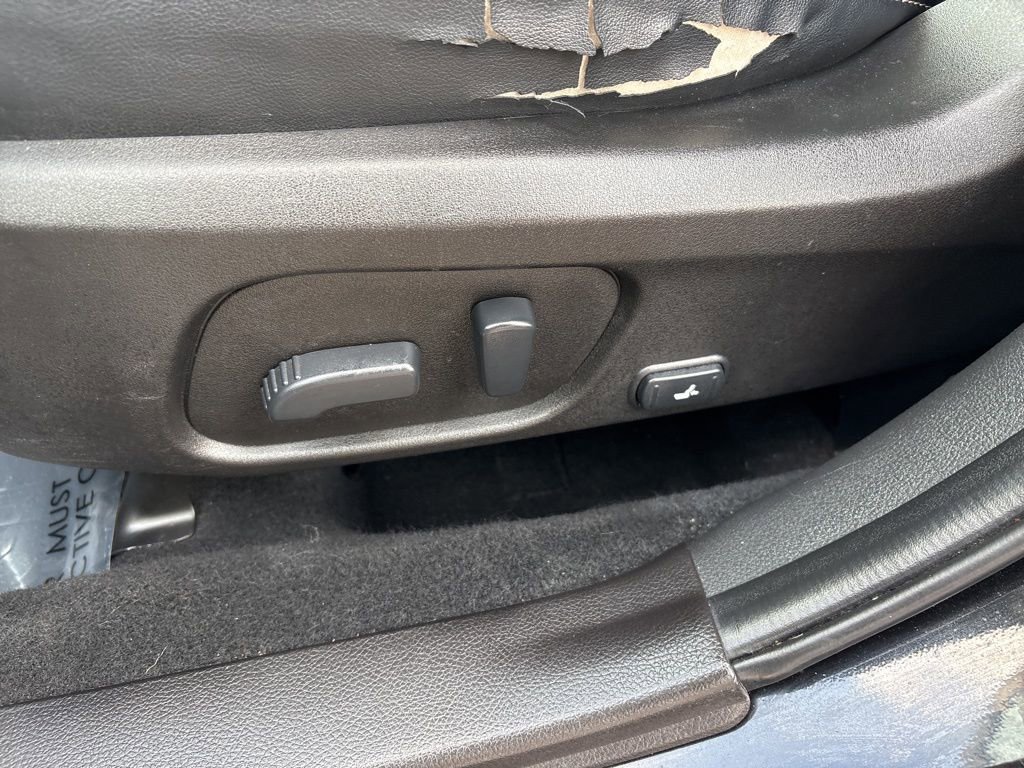 Used 2015 Subaru Forester 2.5i Limited image 21