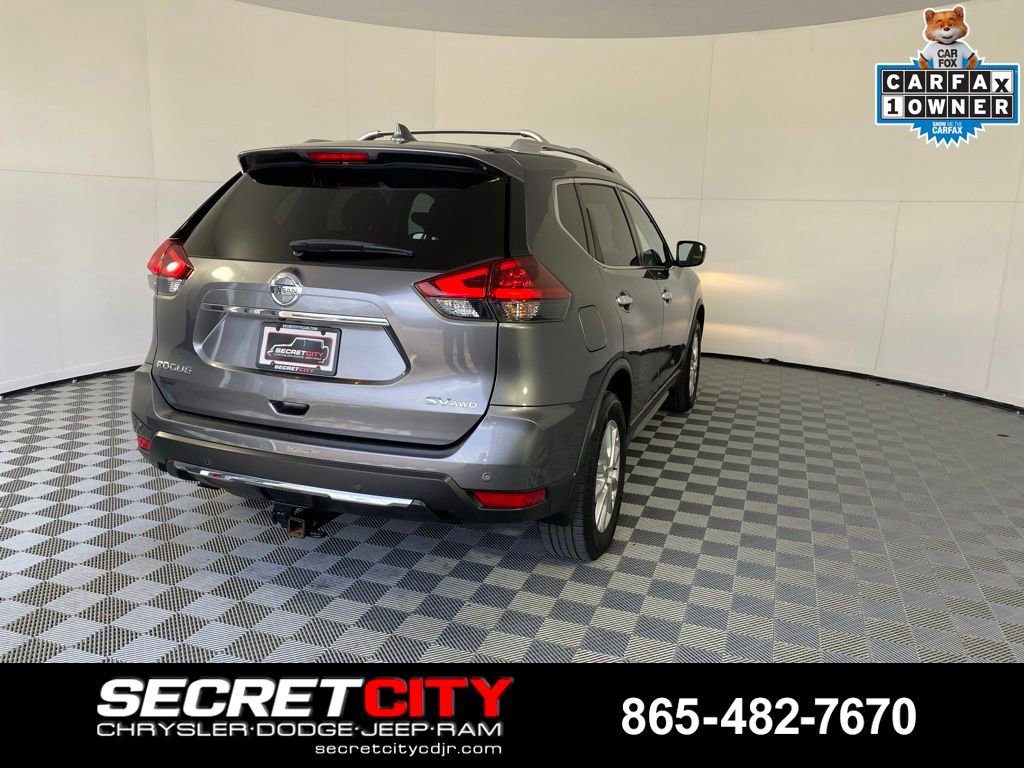Used 2019 Nissan Rogue SV AWD/4WD image 4
