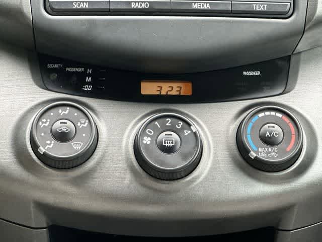 Used 2012 Toyota RAV4 4WD w/ Upgrade Value Pkg image 12