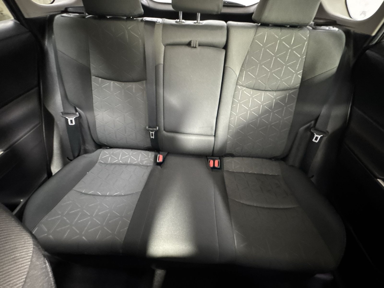 Used 2022 Toyota RAV4 XLE w/ Convenience Package AWD/4WD image 15