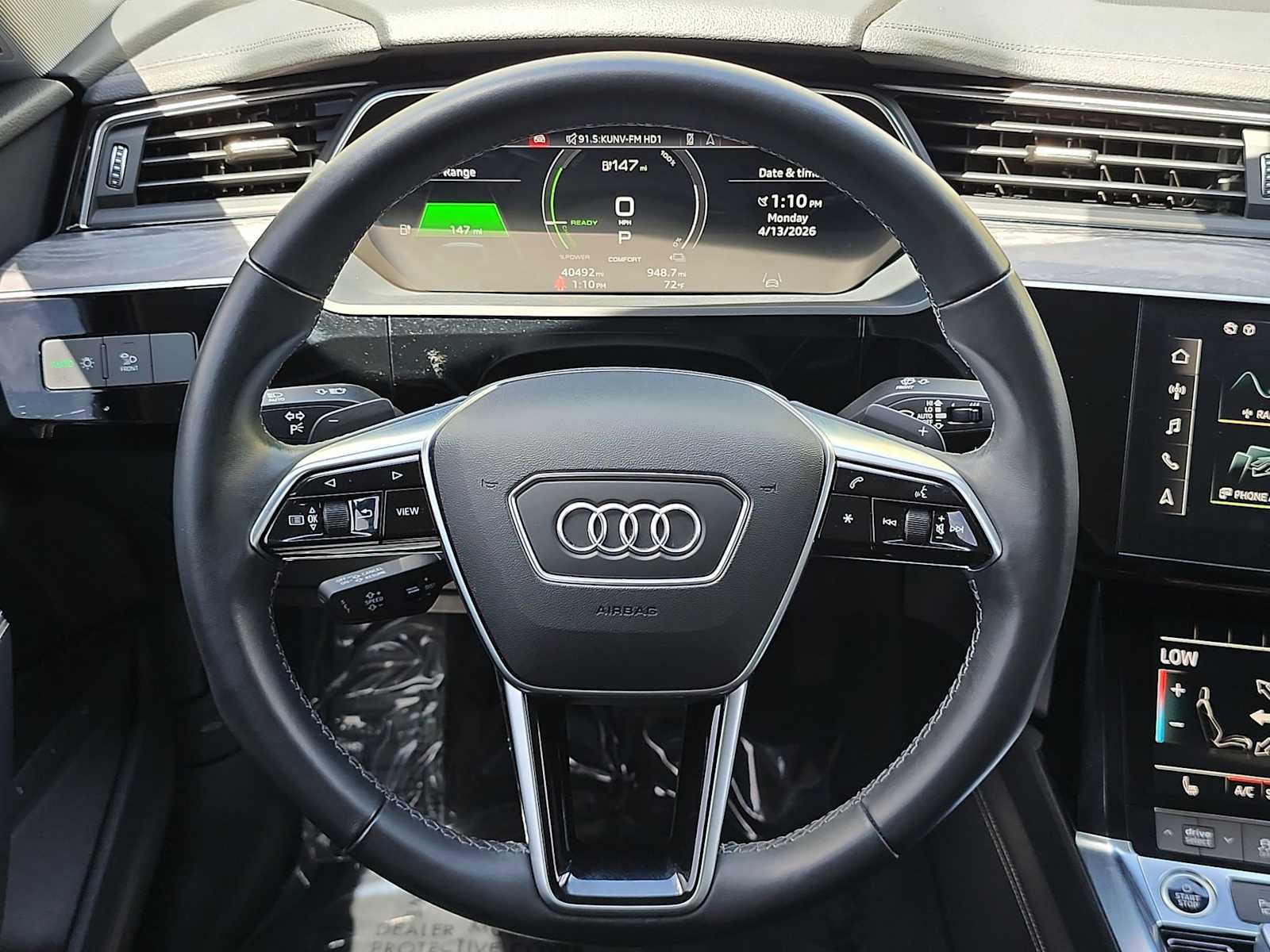 Used 2022 Audi e-tron Premium image 19