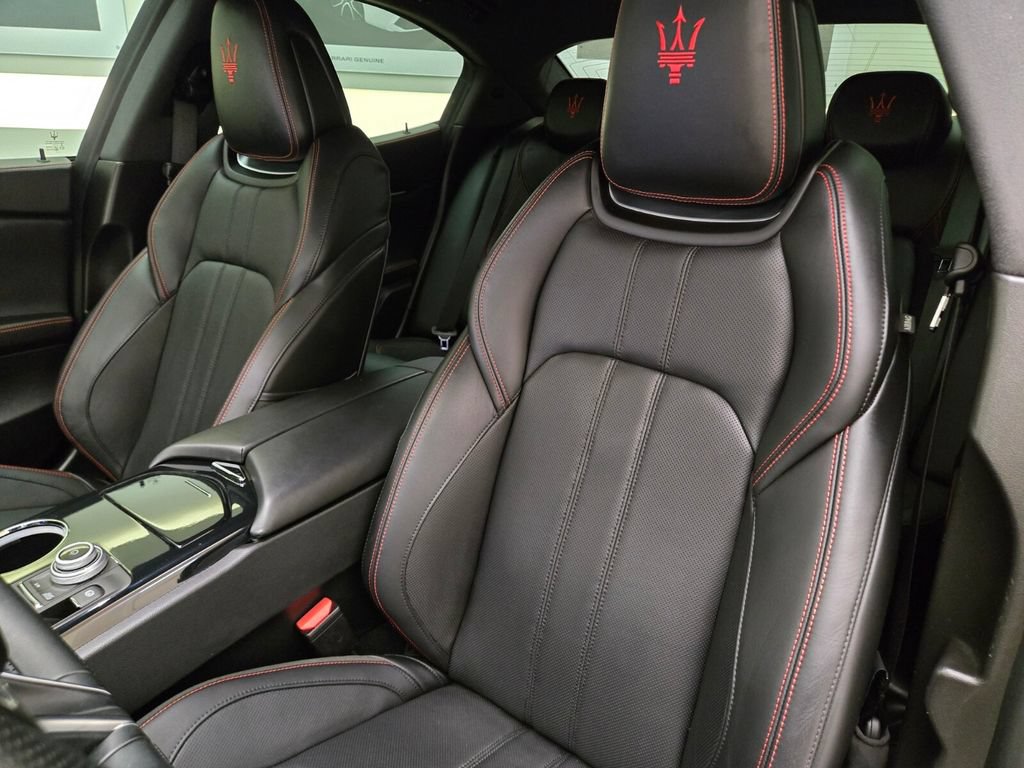 Certified 2024 Maserati Ghibli Modena Ultima Q4 AWD/4WD image 32