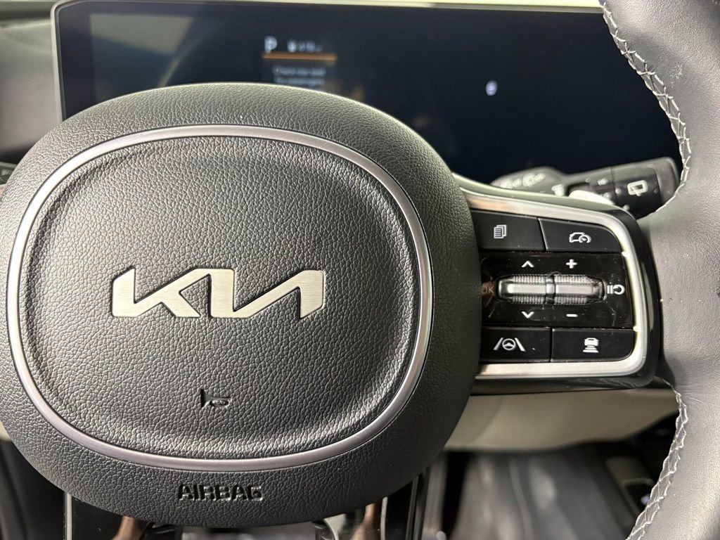 Used 2025 Kia Sorento EX FWD image 24