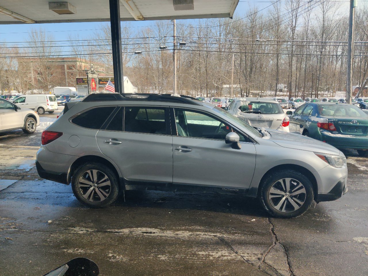Used 2019 Subaru Outback 2.5i Limited image 7