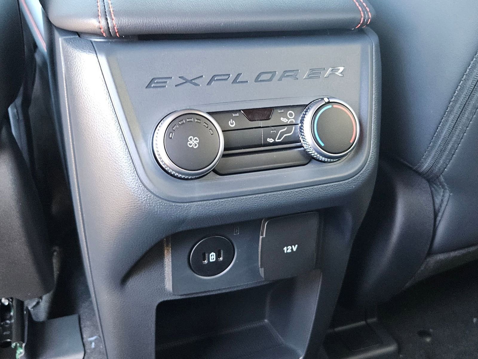 New 2026 Ford Explorer ST-Line image 23