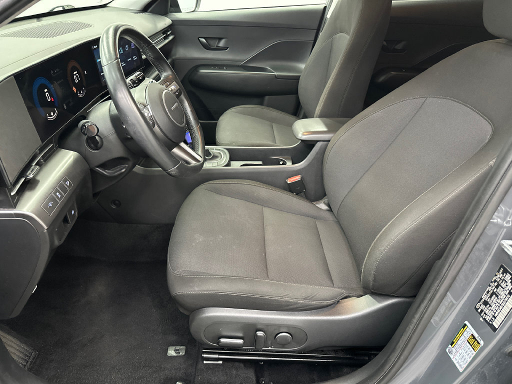 Used 2025 Hyundai Kona SEL AWD/4WD image 9