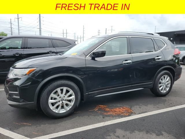 Used 2020 Nissan Rogue SV FWD image 3