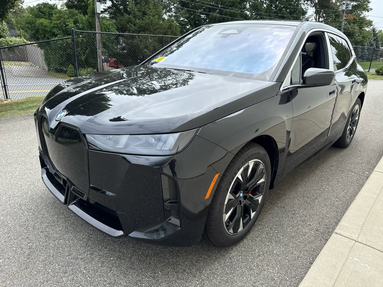 New 2026 BMW iX xDrive60 w/ M Sport Package image 7