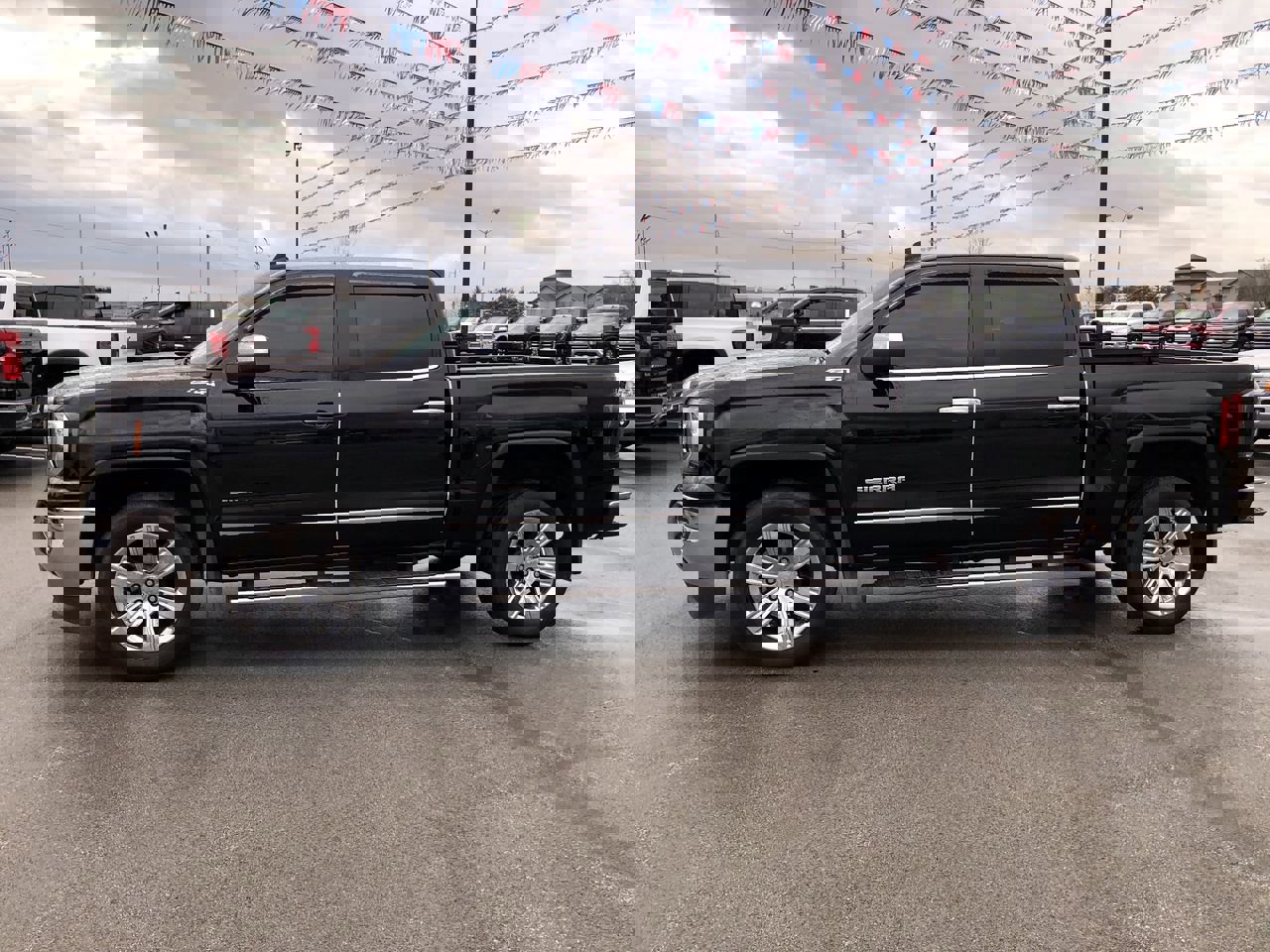 Used 2018 GMC Sierra 1500 SLT image 3