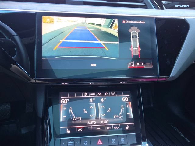 Used 2022 Audi e-tron Premium w/ Towing Package AWD/4WD image 56