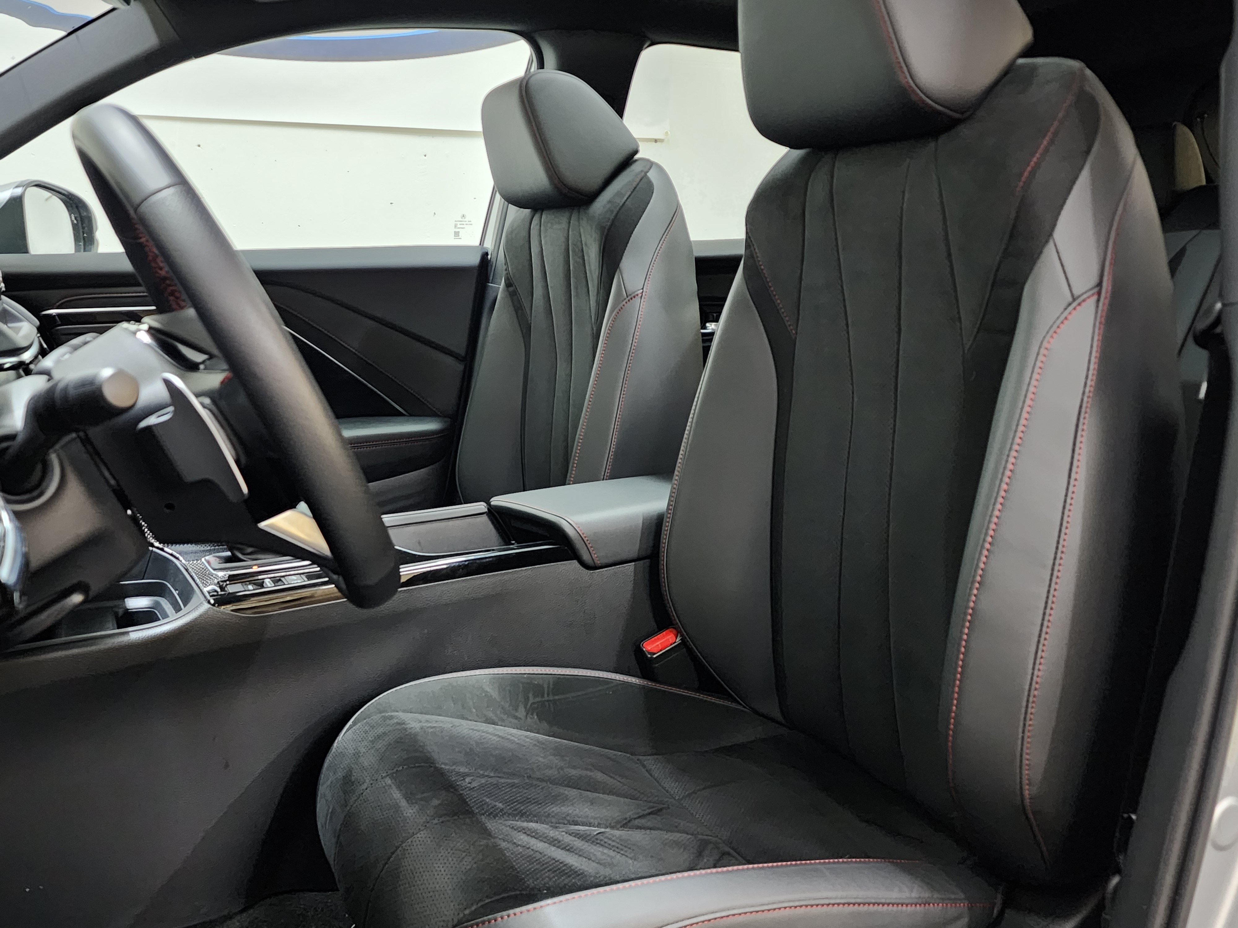 Certified 2025 Acura ADX A-Spec AWD/4WD image 15