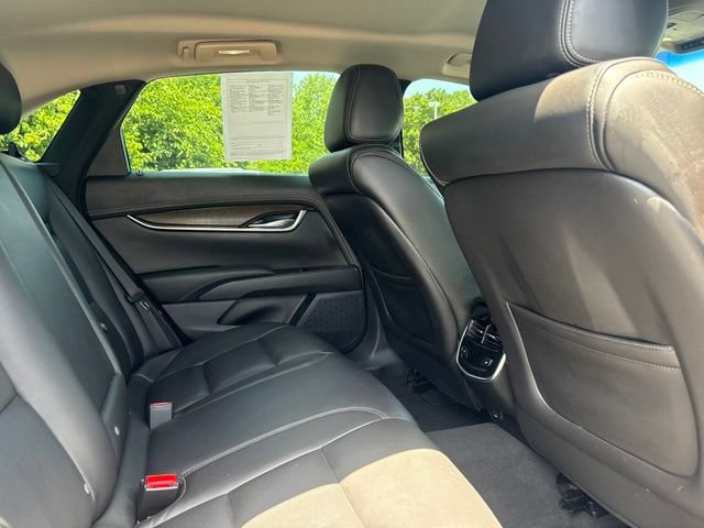 Used 2019 Cadillac XTS Luxury FWD image 16