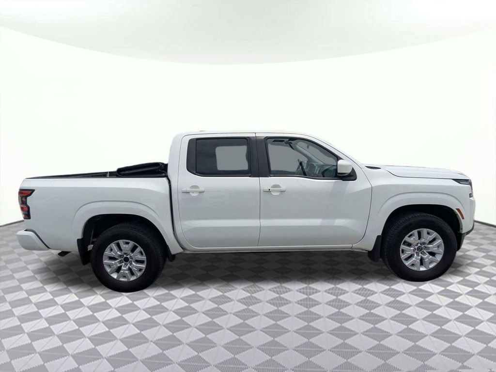 Used 2024 Nissan Frontier SV w/ SV Convenience Package AWD/4WD image 2