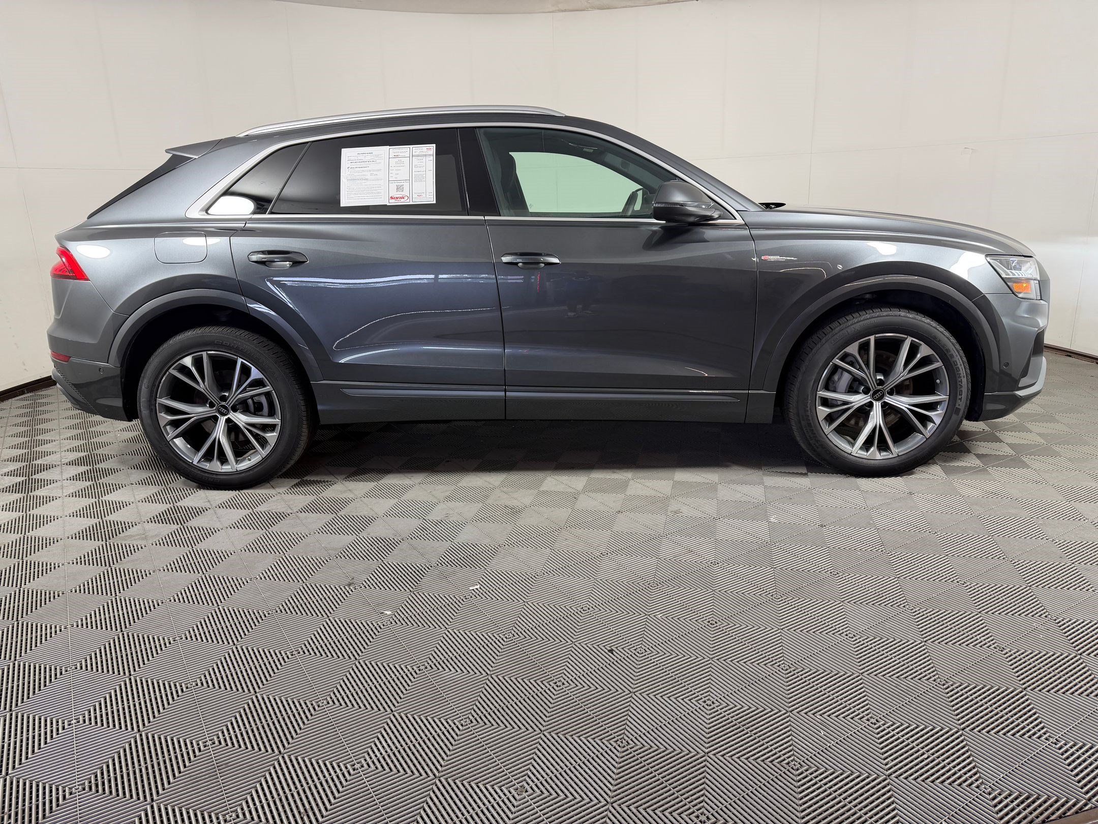 Used 2023 Audi Q8 Premium Plus w/ Premium Plus Package AWD/4WD image 8