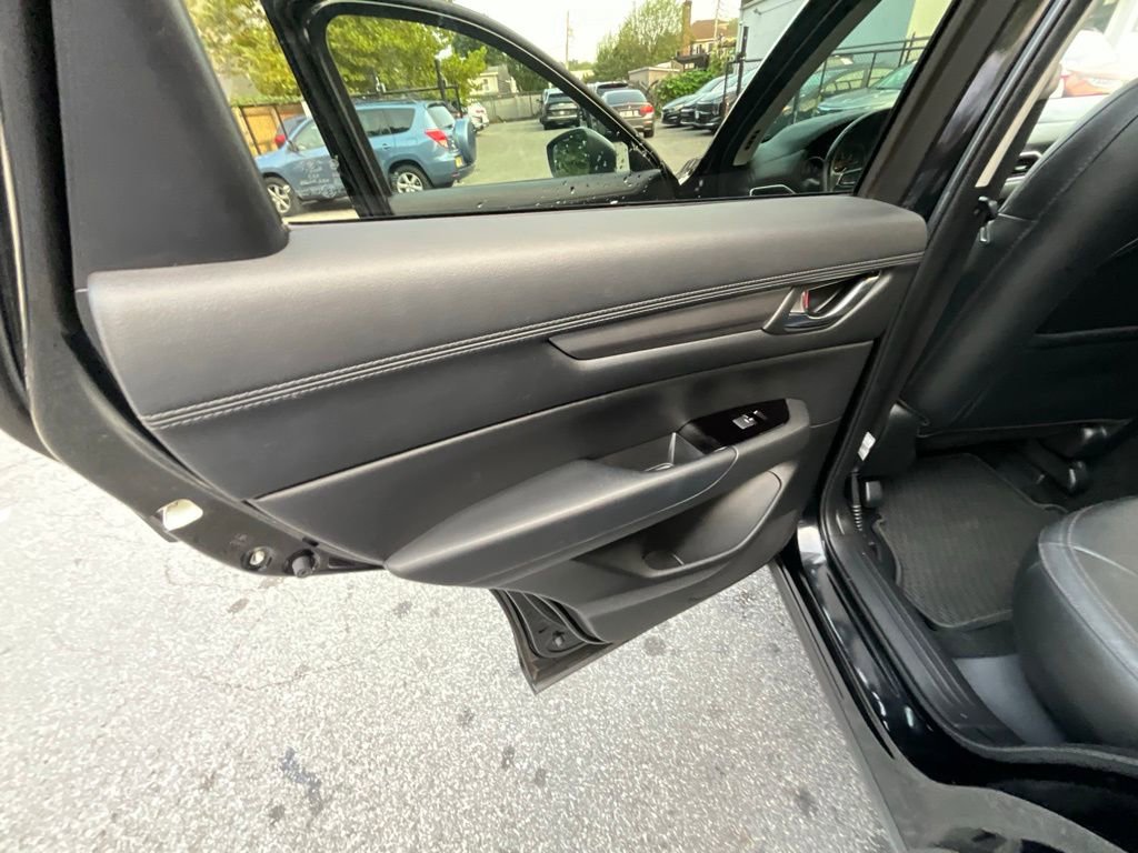 Used 2022 MAZDA CX-5 AWD 2.5 S w/ Preferred Package image 22