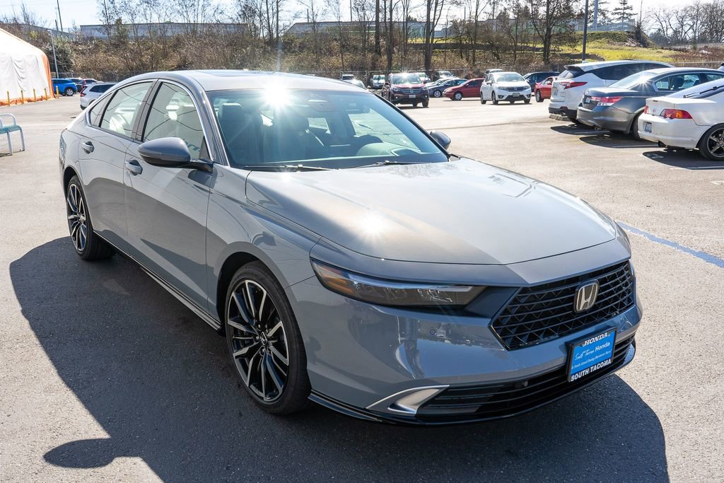 New 2026 Honda Accord Touring image 4