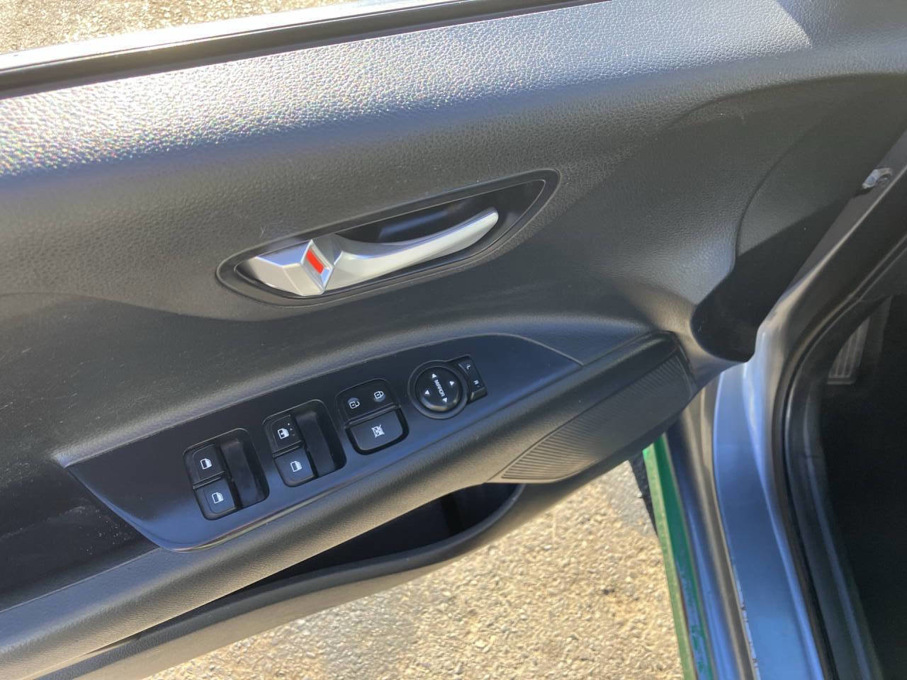 Used 2019 Kia Rio S image 36