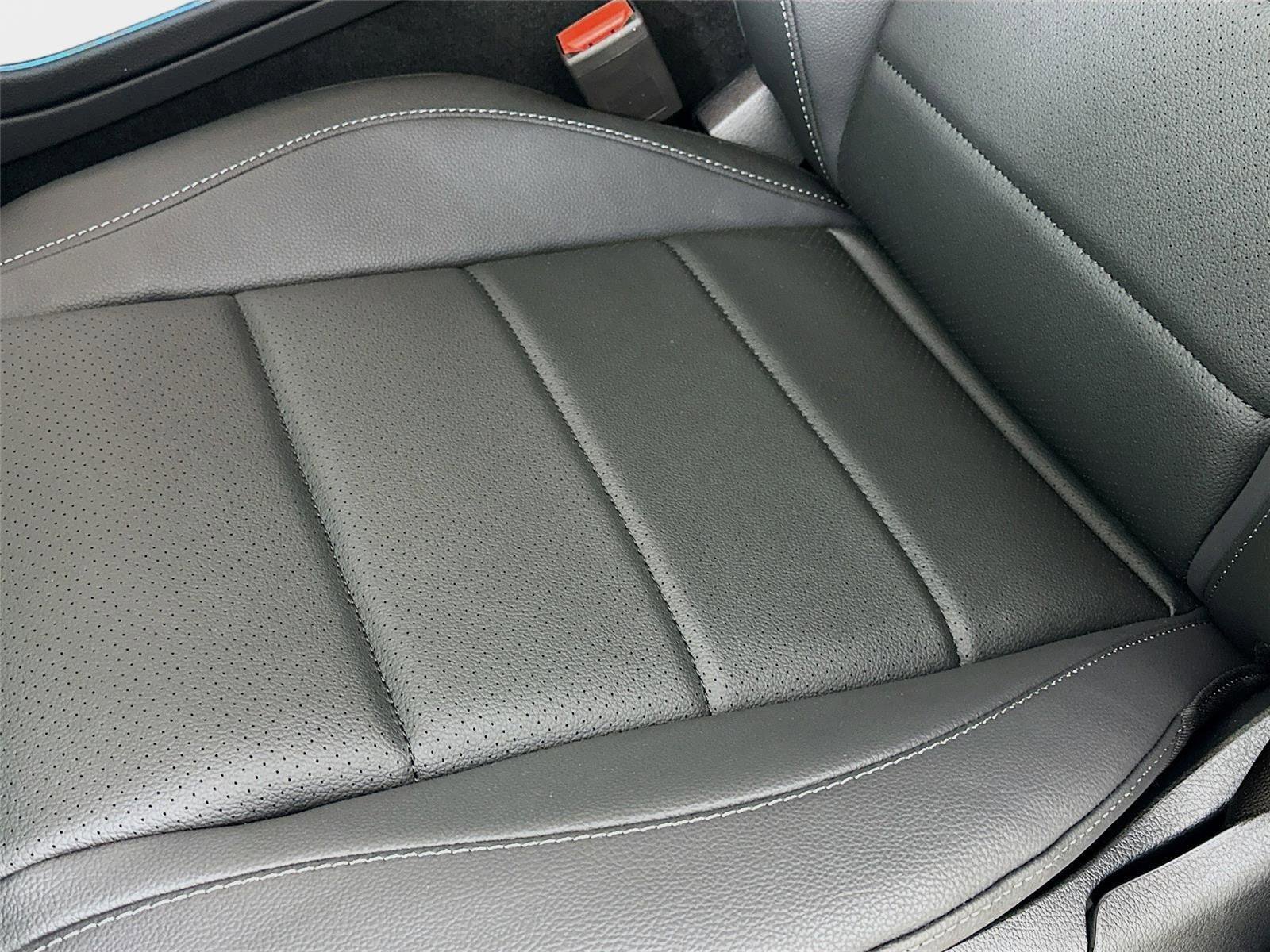 Used 2026 Mercedes-Benz GLS 450 4MATIC image 25