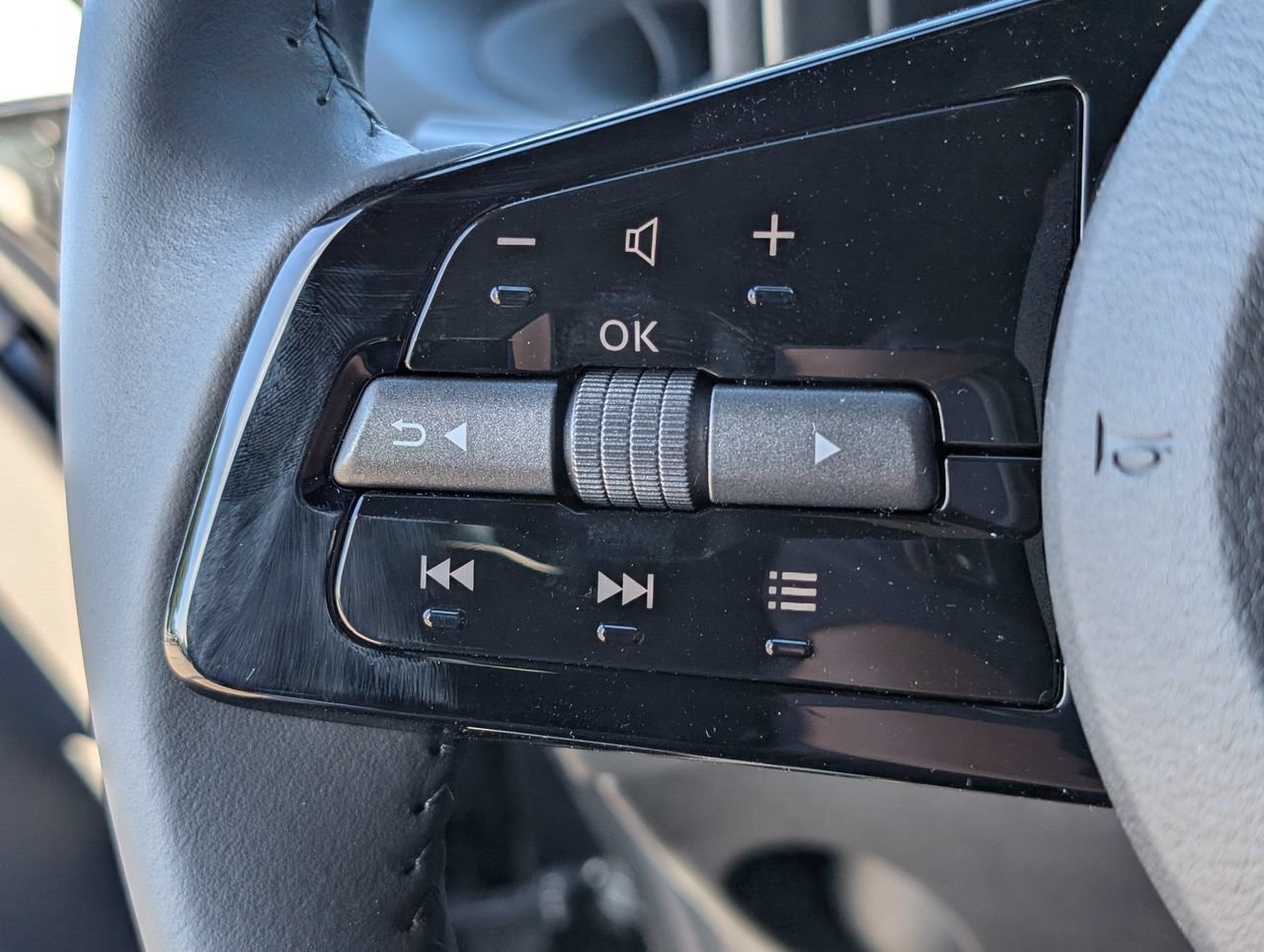New 2026 Nissan Z Sport w/ Floor Mat Package RWD image 19