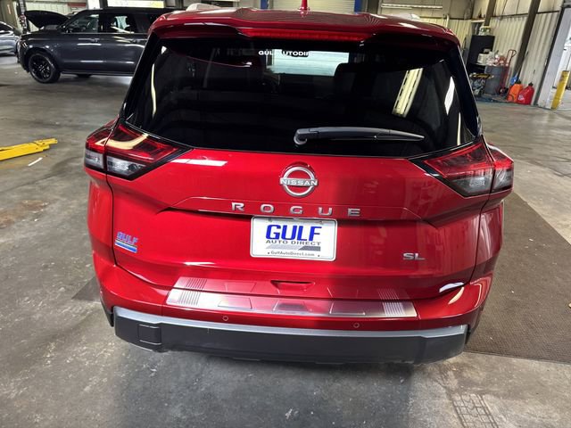 Used 2025 Nissan Rogue SL image 5