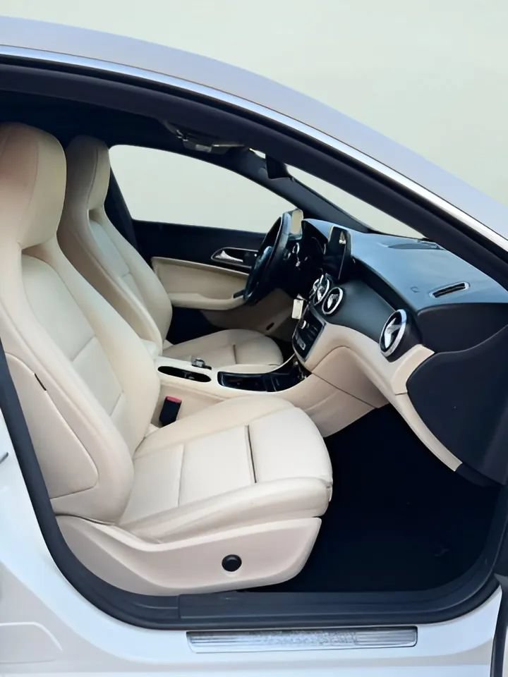 Used 2017 Mercedes-Benz CLA 250 image 18