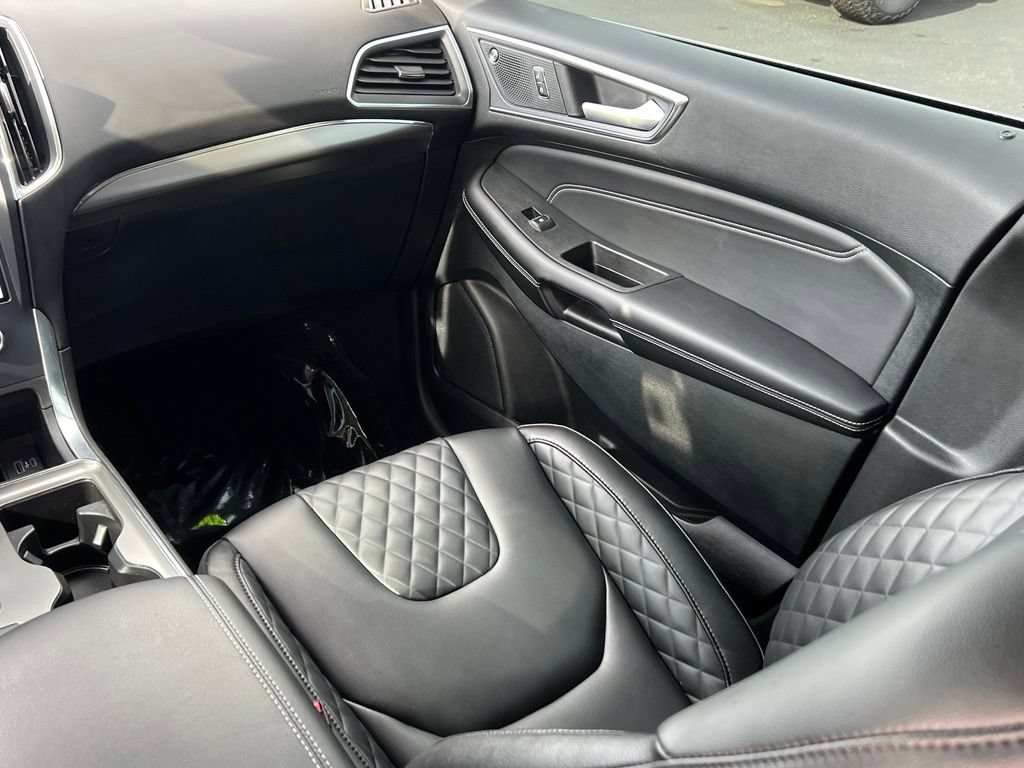 Certified 2023 Ford Edge Titanium AWD/4WD image 19
