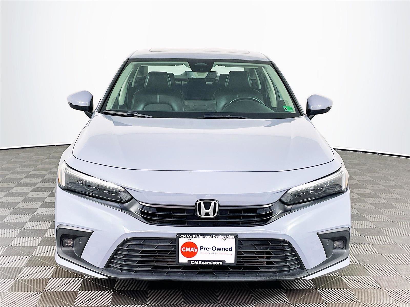 Used 2024 Honda Civic Touring image 2