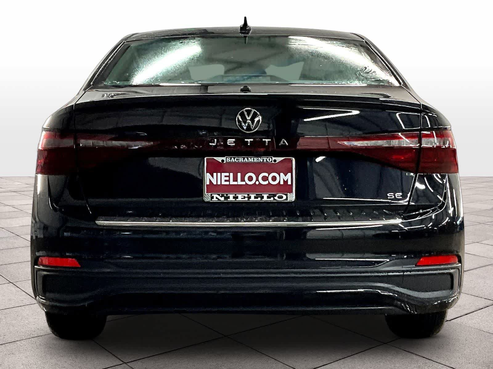 New 2026 Volkswagen Jetta SE FWD image 4