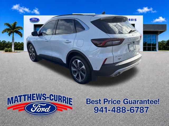 Used 2023 Ford Escape Platinum w/ Premium Technology Package FWD image 6
