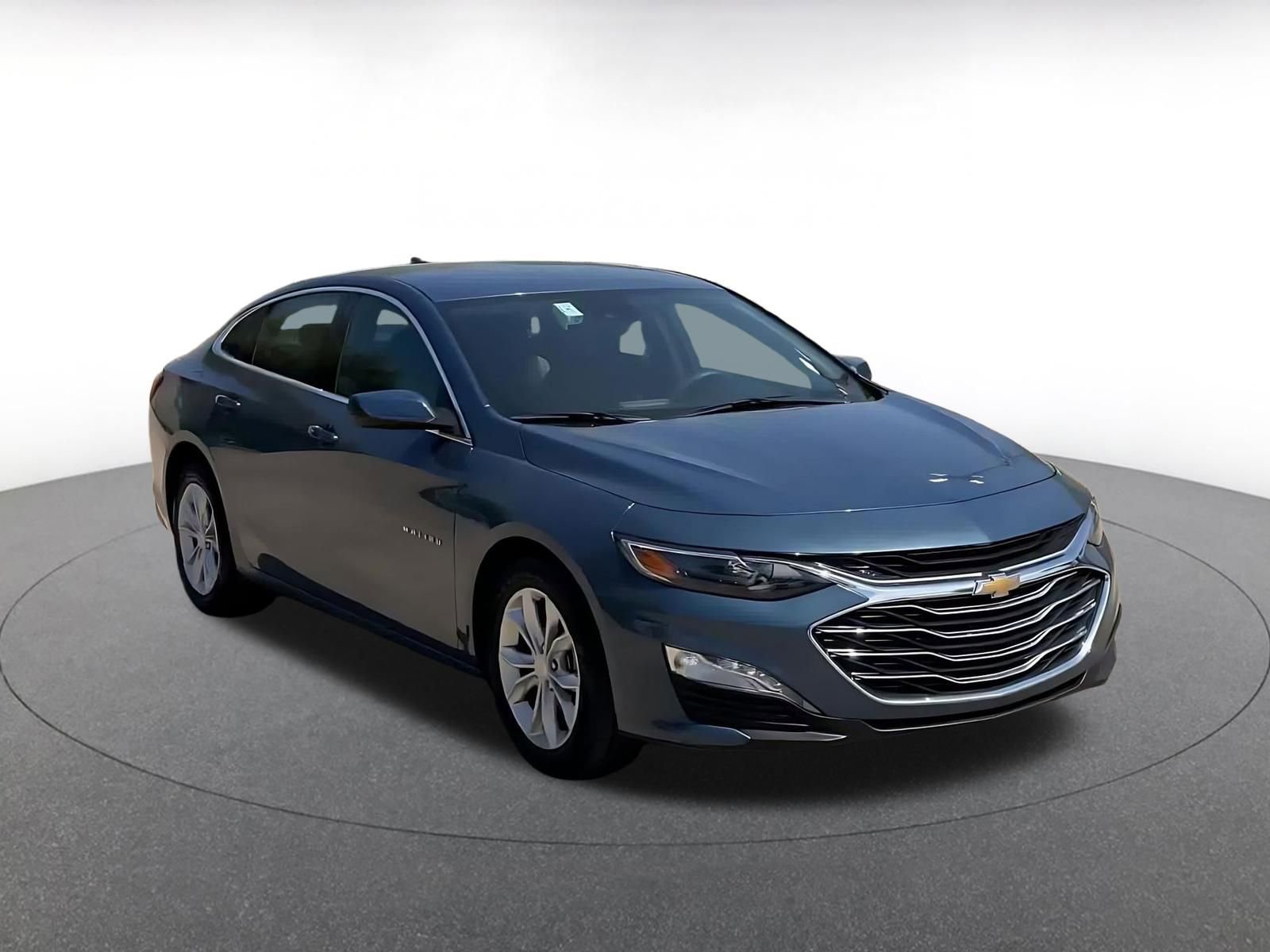 Used 2024 Chevrolet Malibu LT video 2