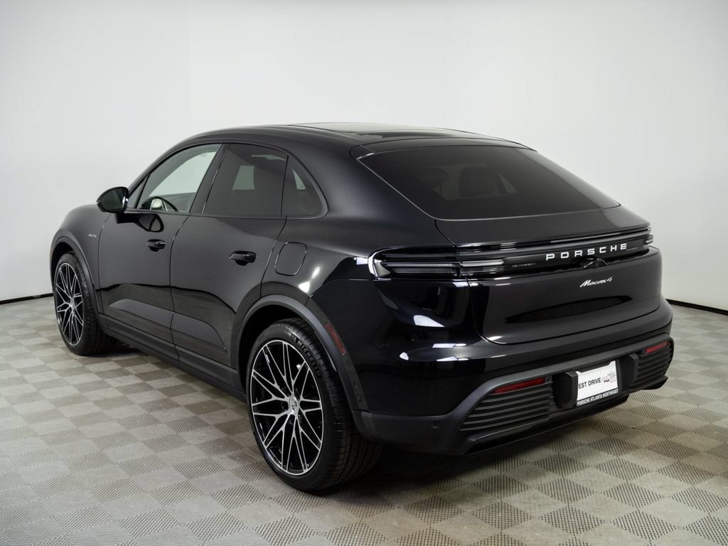 New 2026 Porsche Macan 4 Electric AWD/4WD image 3