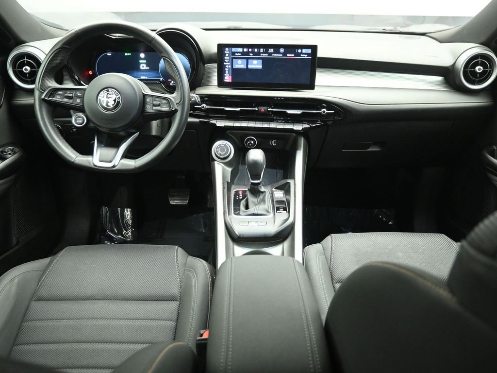 Used 2024 Alfa Romeo Tonale Ti AWD/4WD image 23