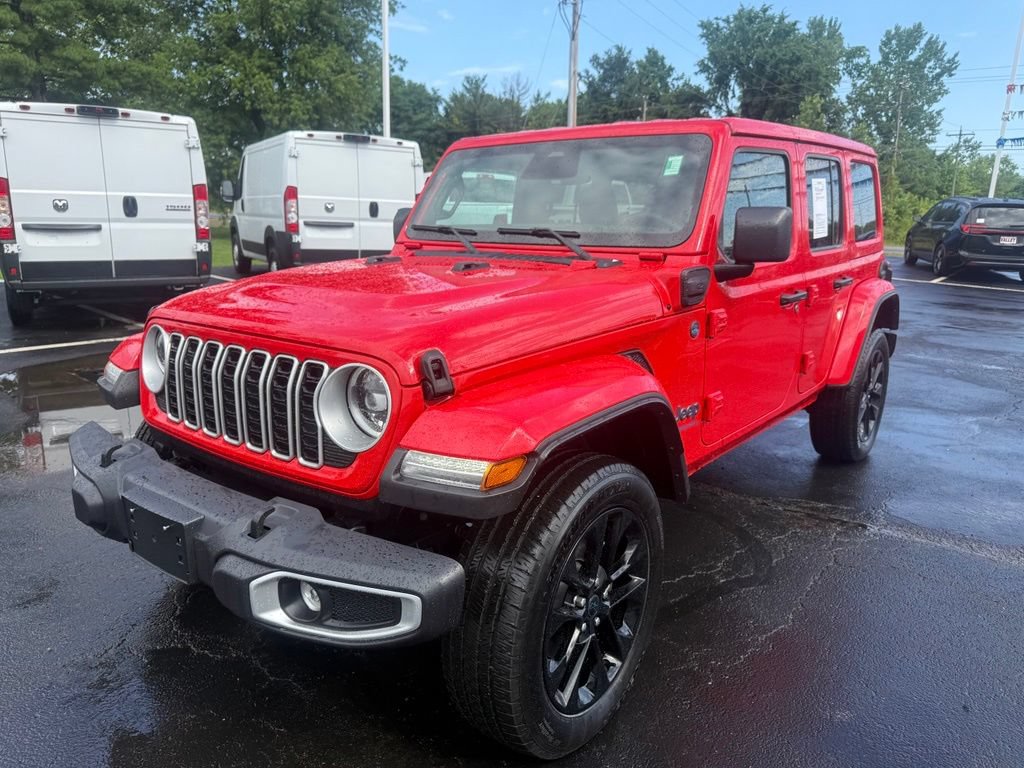 Used 2025 Jeep Wrangler Unlimited Sahara w/ Safety Group AWD/4WD image 8