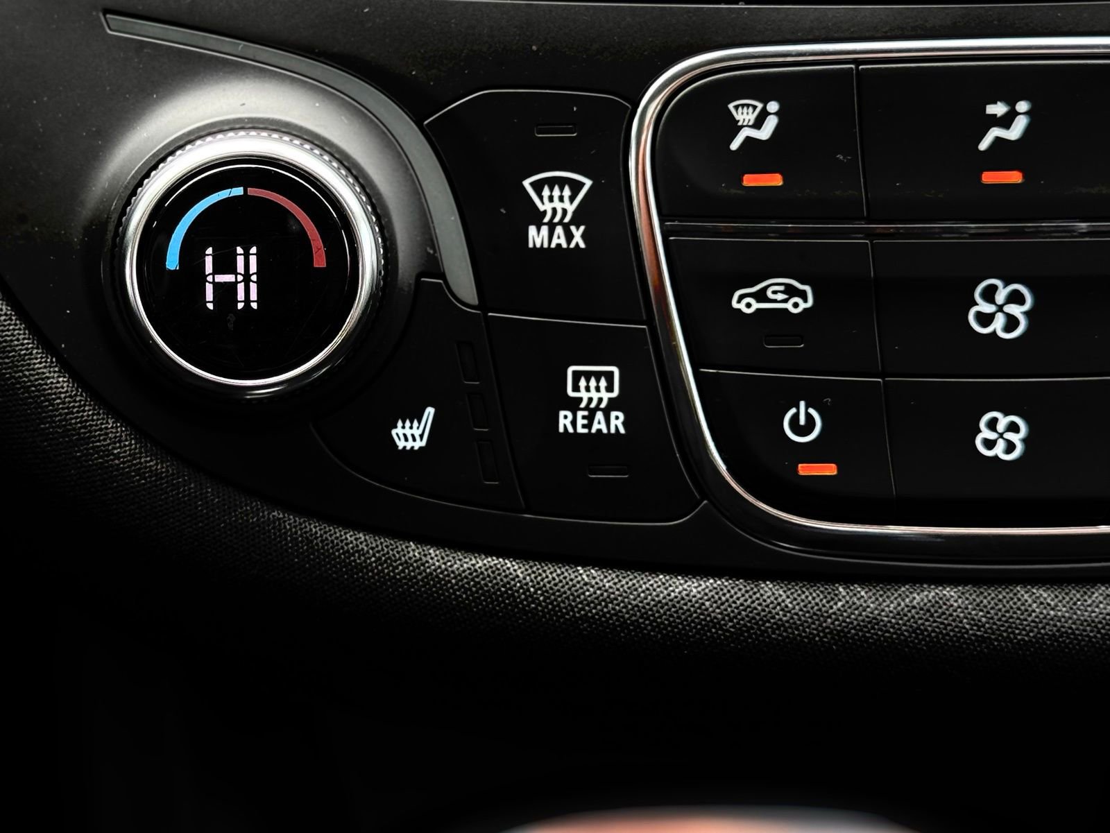 Used 2021 Chevrolet Malibu LT image 27