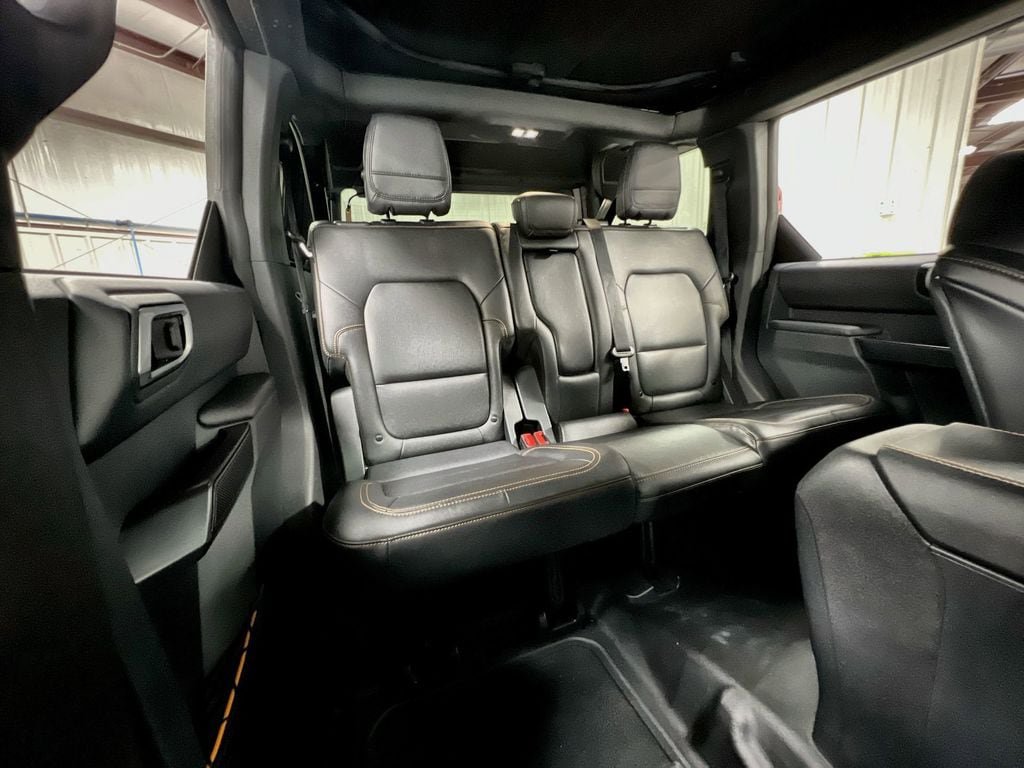 Used 2024 Ford Bronco Badlands AWD/4WD image 23