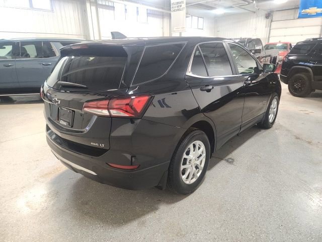 Used 2024 Chevrolet Equinox LT image 4