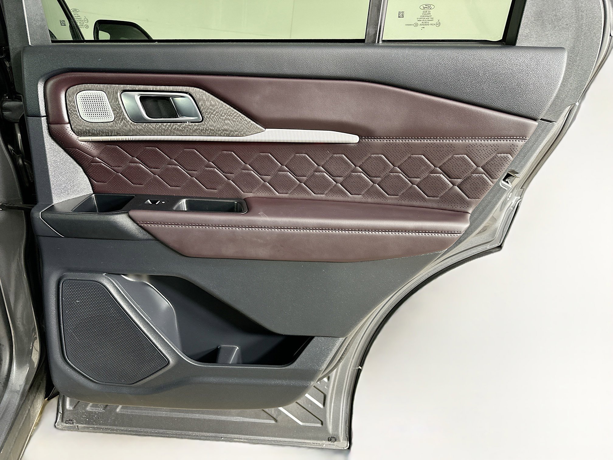 Used 2025 Ford Explorer Platinum w/ LUX Leather Package image 33