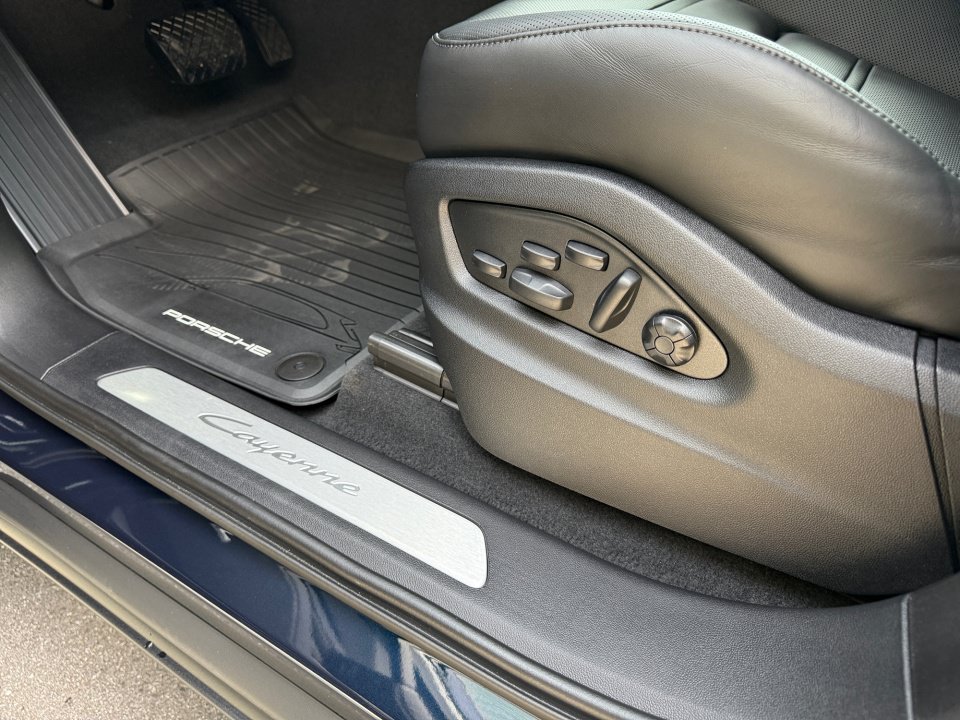 New 2026 Porsche Cayenne AWD/4WD image 25