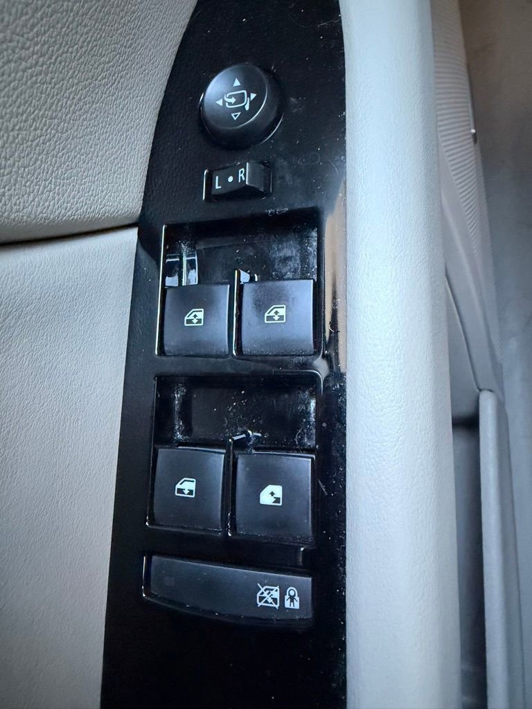 Used 2017 Cadillac XTS Luxury w/ Driver Awareness Package image 20