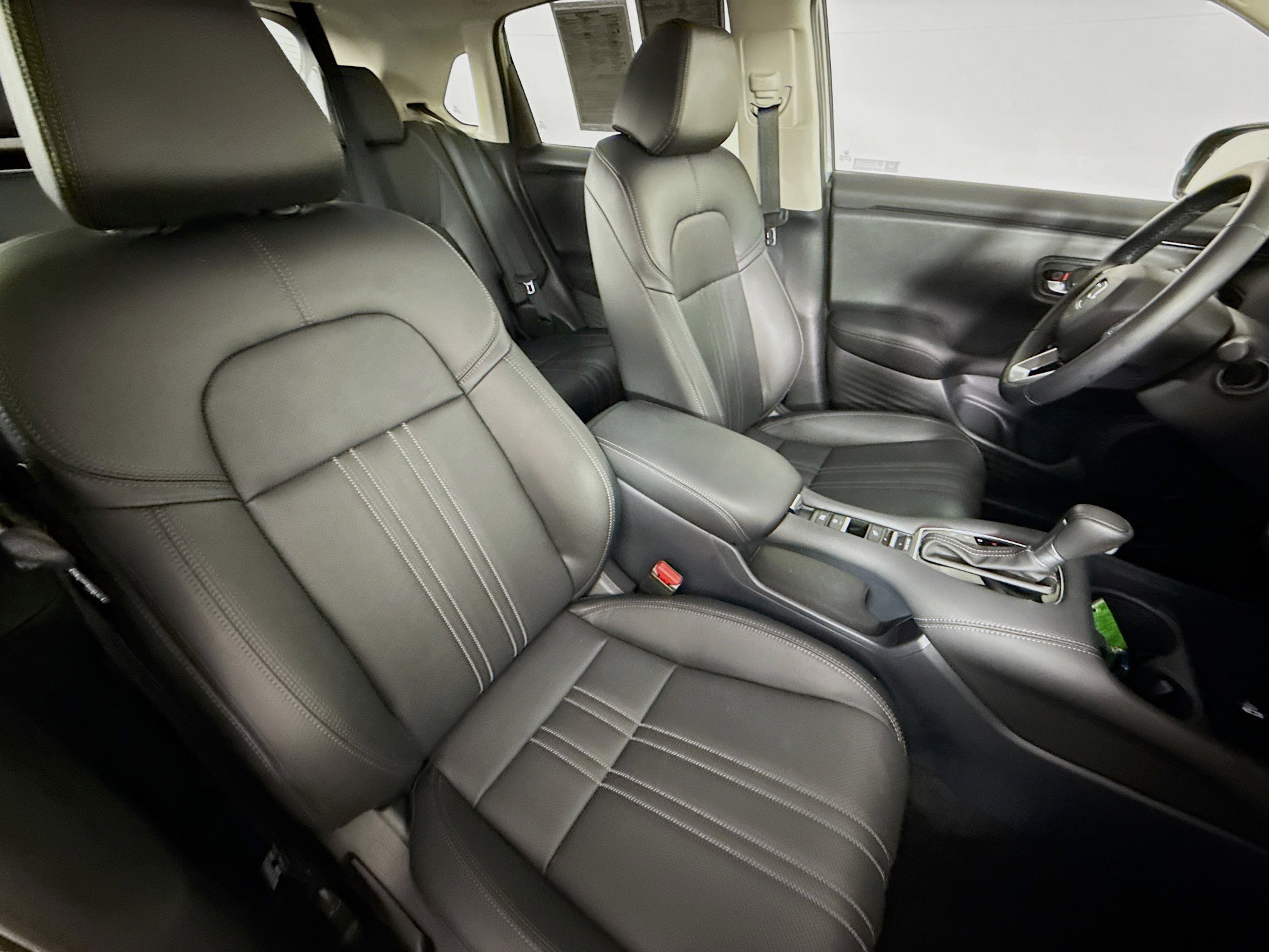 Certified 2026 Honda HR-V EX-L image 35