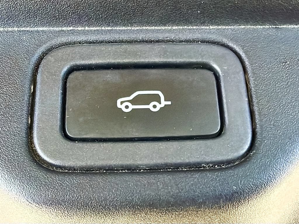 Used 2020 Land Rover Range Rover HSE AWD/4WD image 11