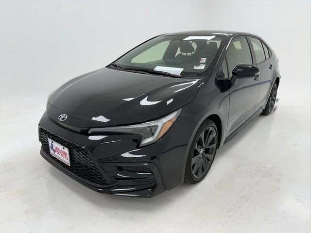 Used 2024 Toyota Corolla SE w/ SE Convenience Package FWD image 4