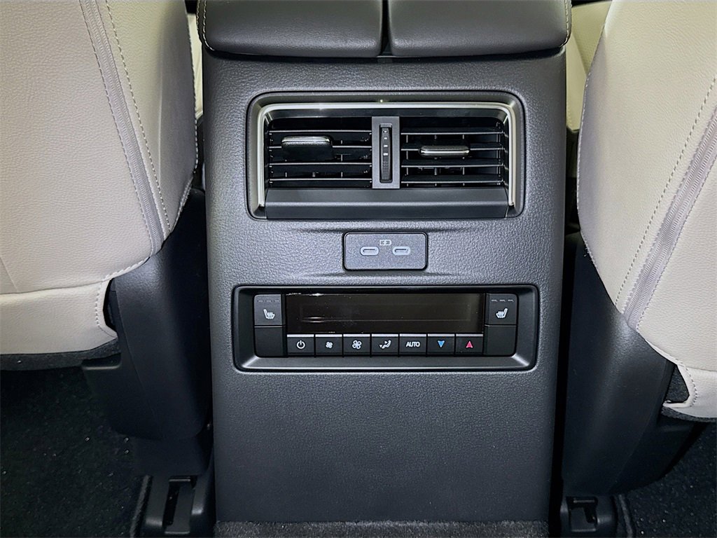 New 2026 MAZDA CX-70 3.3 Turbo w/ Preferred Package image 14