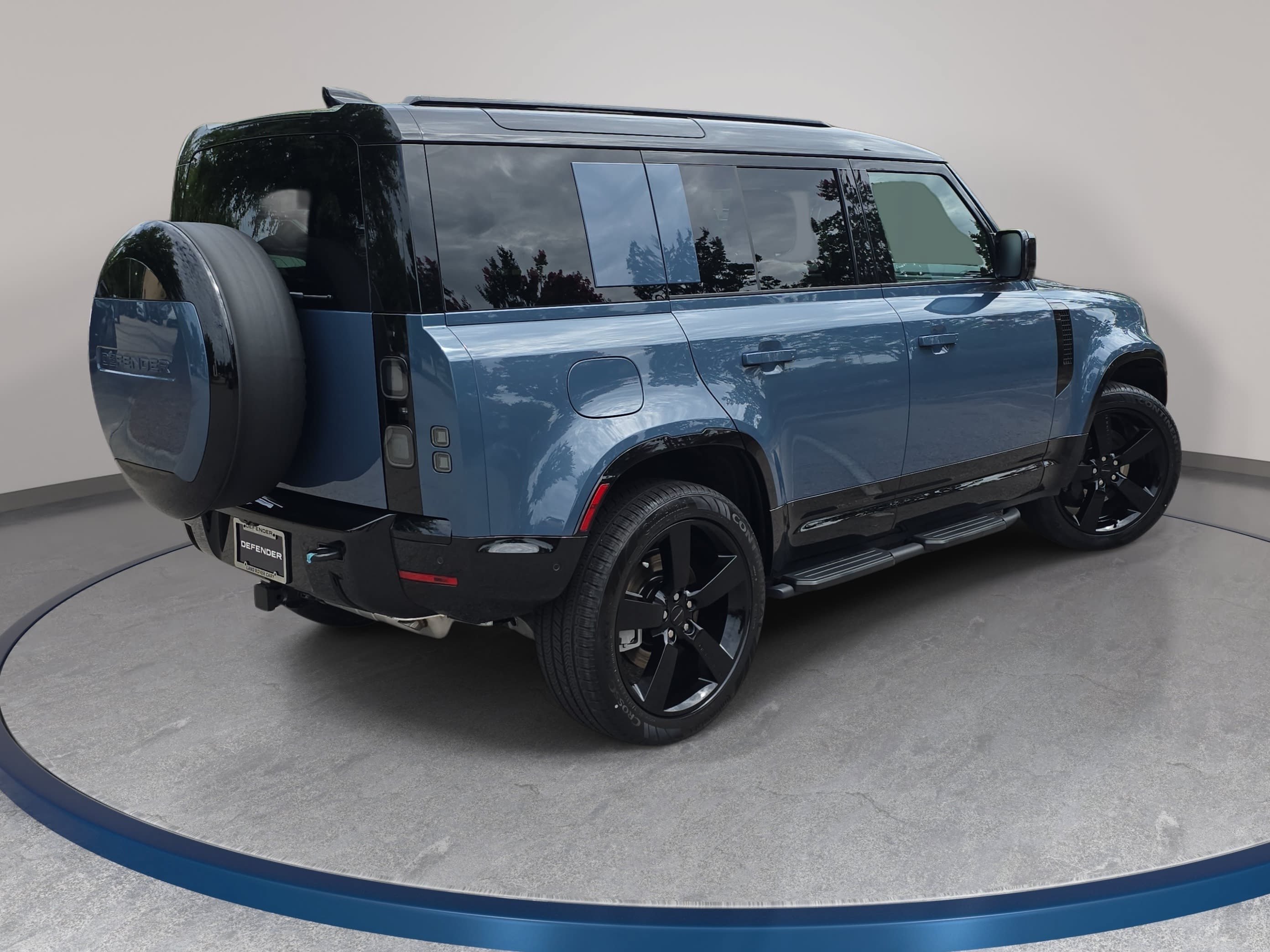New 2026 Land Rover Defender 110 X-Dynamic SE AWD/4WD image 5