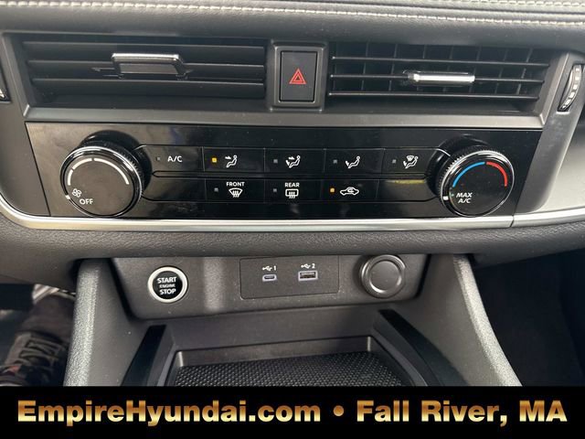 Used 2021 Nissan Rogue S image 22