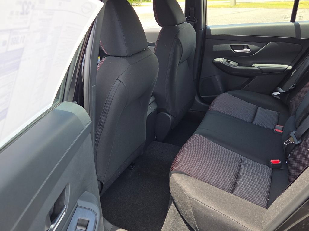 New 2026 Nissan Sentra SR FWD image 5