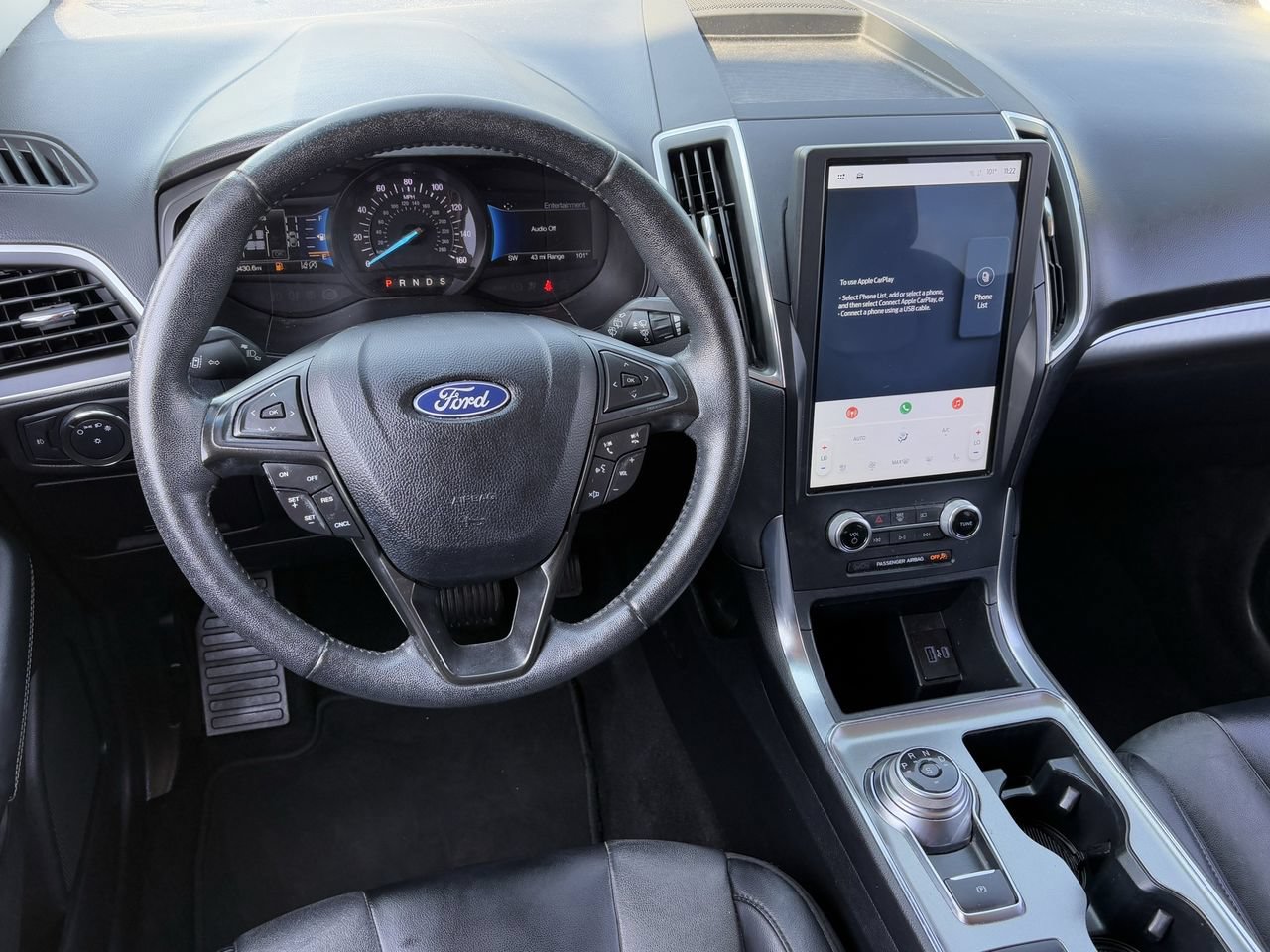 Used 2022 Ford Edge Titanium AWD/4WD image 13